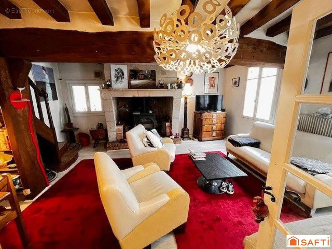 Maison 128 m² à Saint-Sulpice  - photo 5