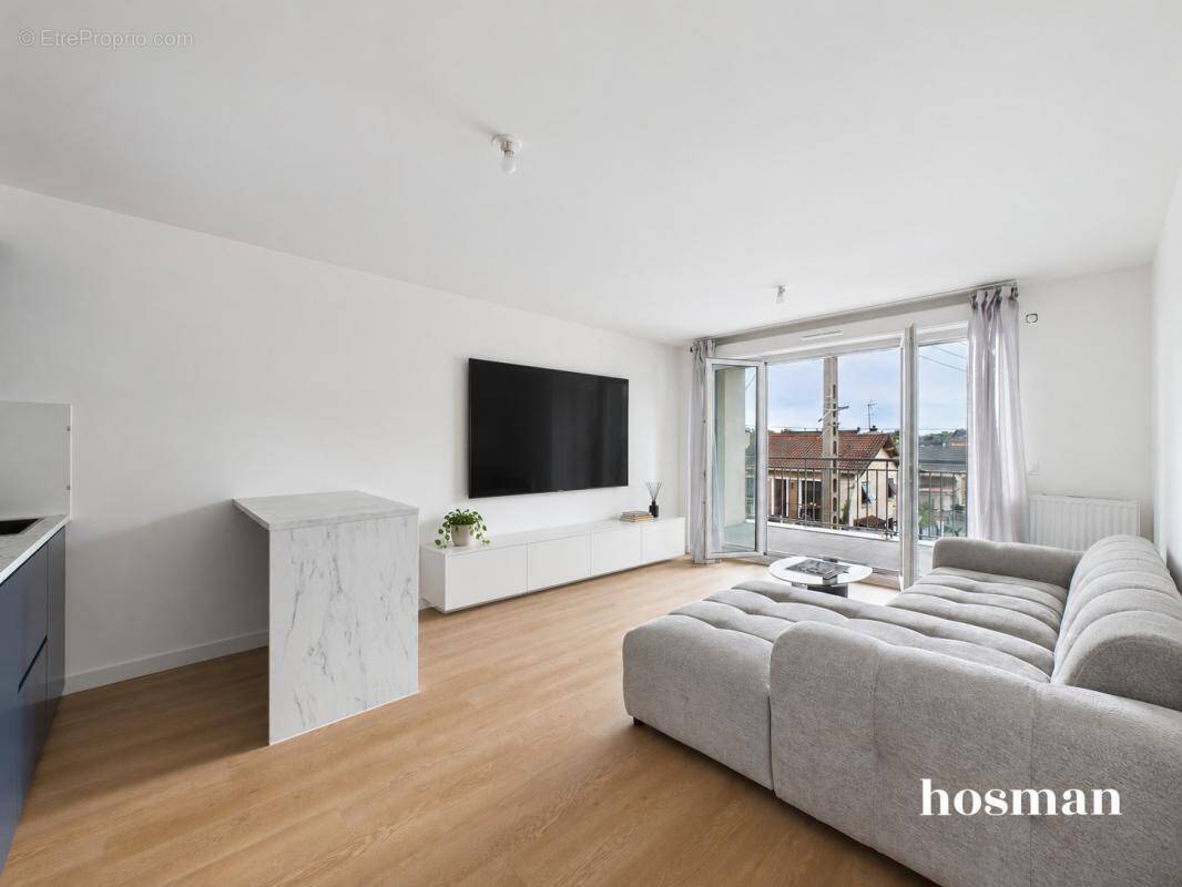 Appartement à LE BLANC-MESNIL