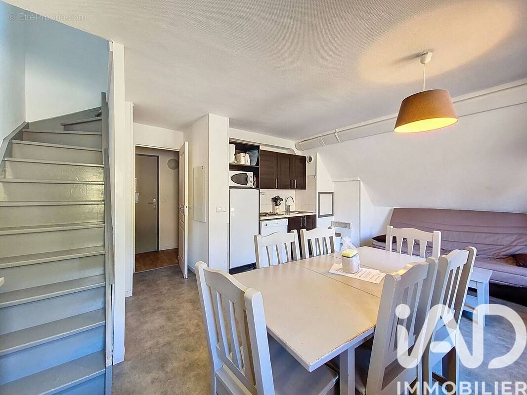 Photo 1 - Appartement à BESSE-ET-SAINT-ANASTAISE