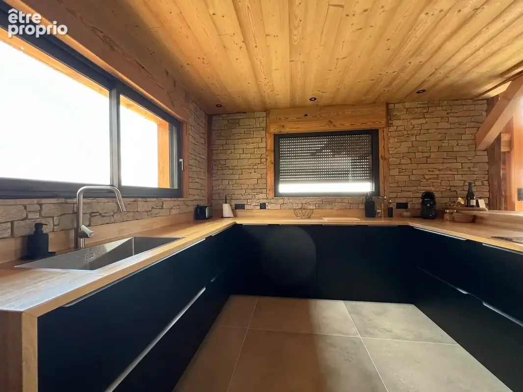 FONT-ROMEU - Splendide chalet en ossature bois à l'état du neuf de 221 m2 à vendre avec garage et terrasse - photo 5