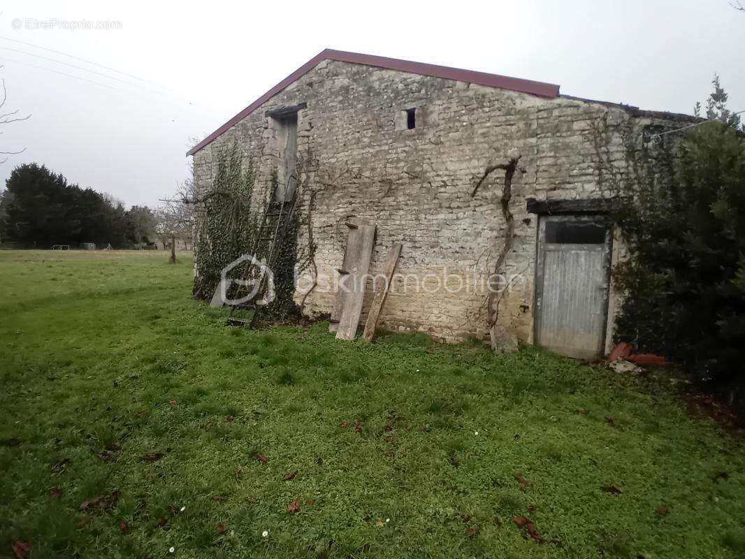 Maison à VINAX