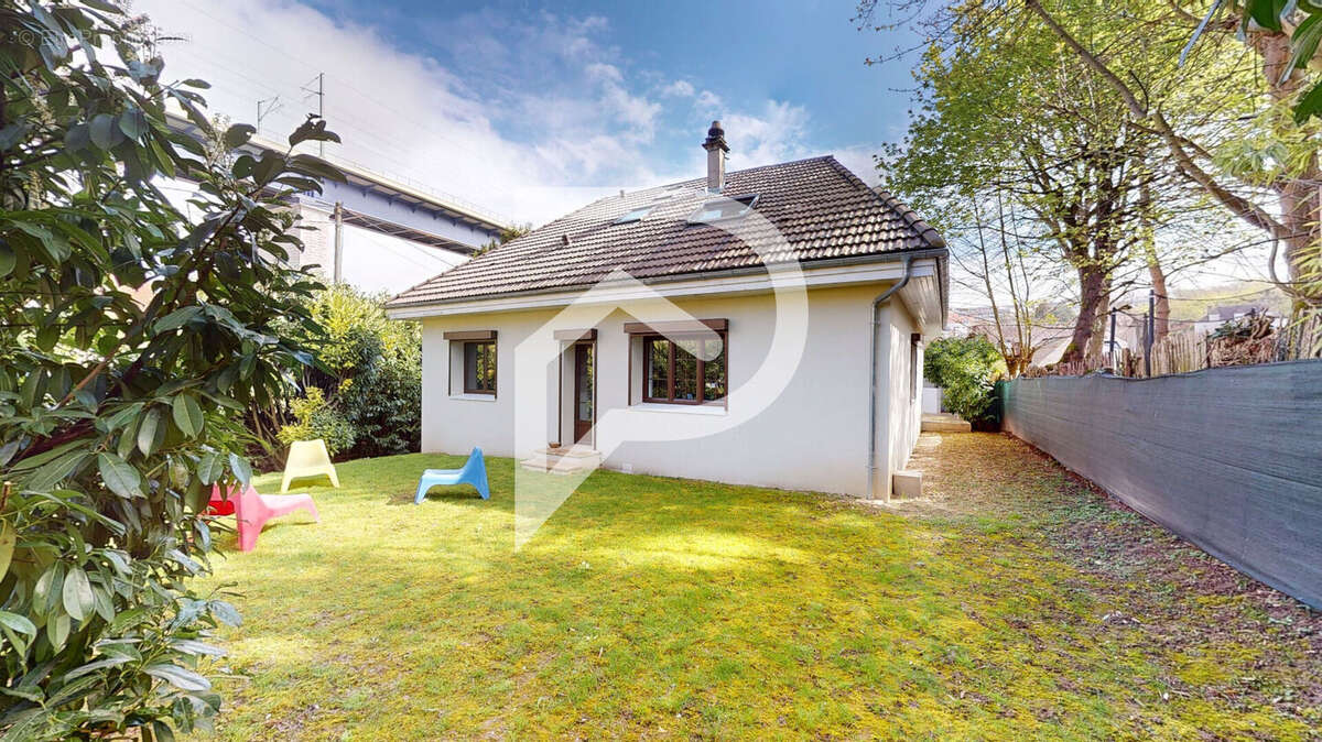 Maison à MARLY-LE-ROI