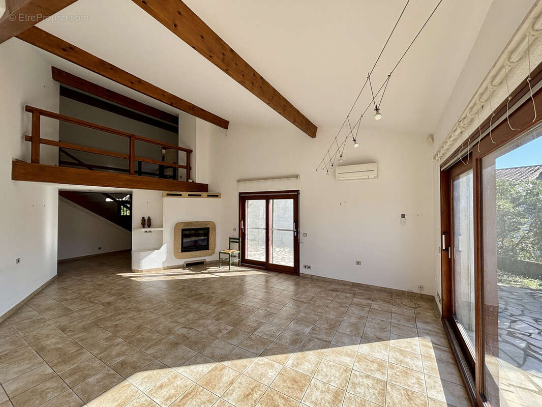 Maison à SAINT-PERAY