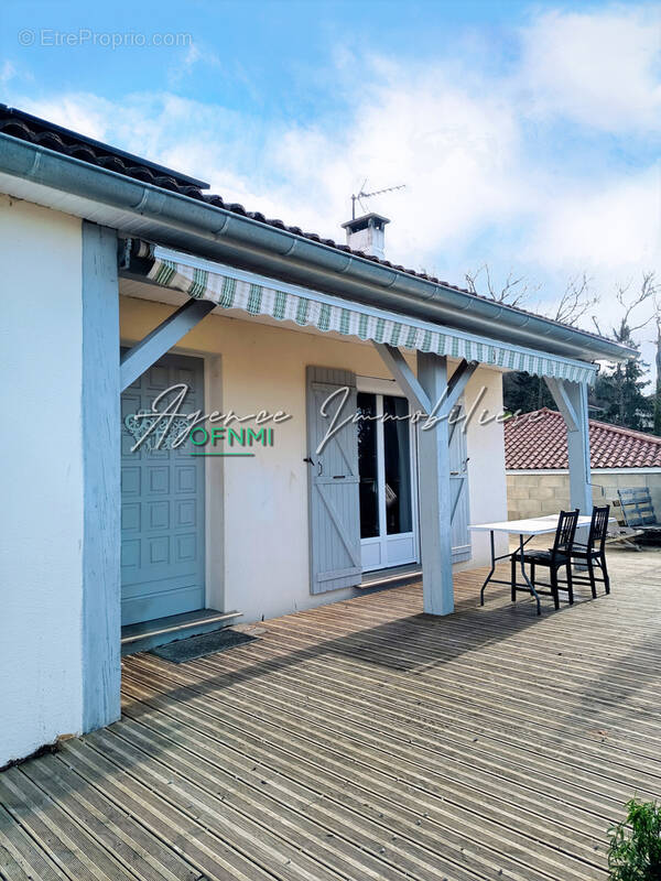 Maison à BELLEGARDE-EN-FOREZ
