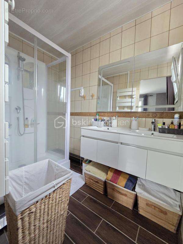 Magnifique Pavillon de plain pied de 143m² à Saint Léger le Petit - photo 12