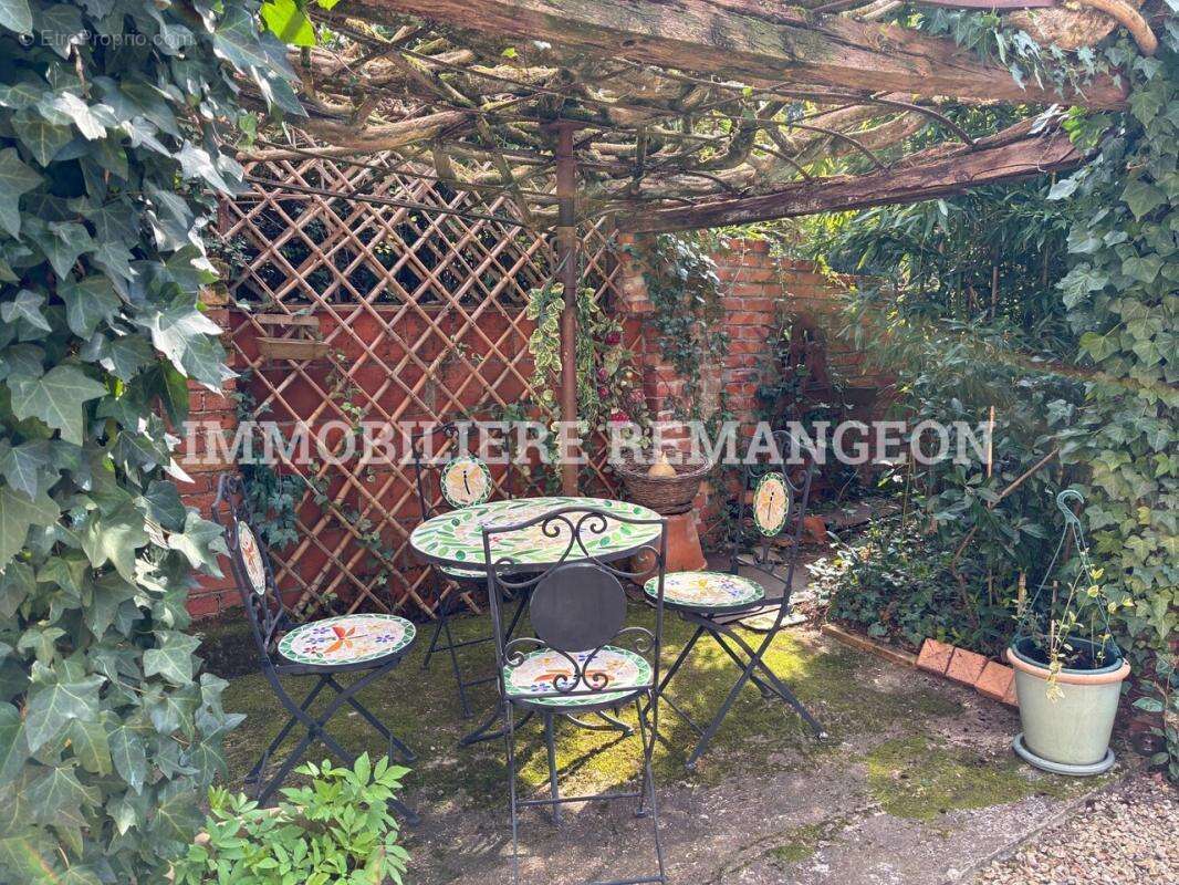 Maison à BRINON-SUR-SAULDRE