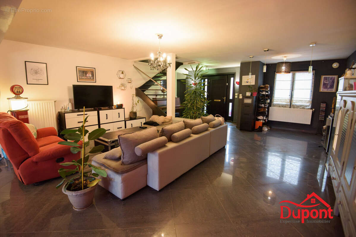 Maison à PETITE-FORET