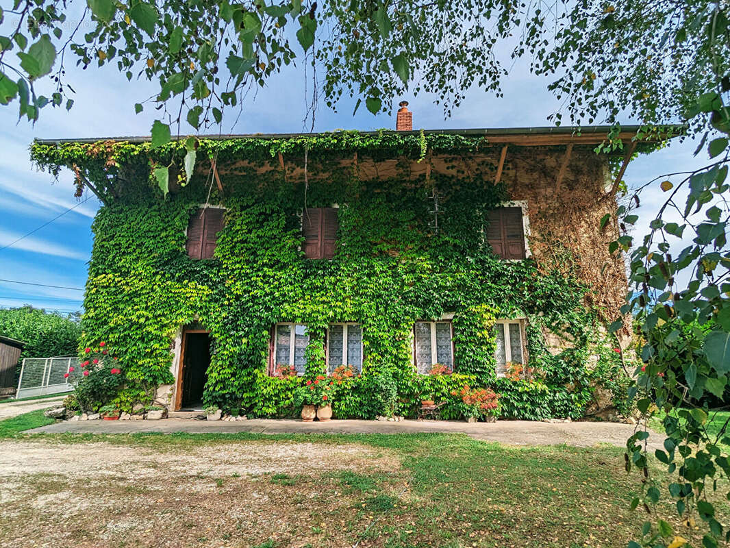 Maison à SAINT-SEINE-EN-BACHE