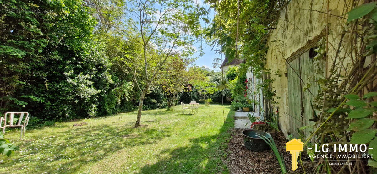 Maison à SAINT-FORT-SUR-GIRONDE