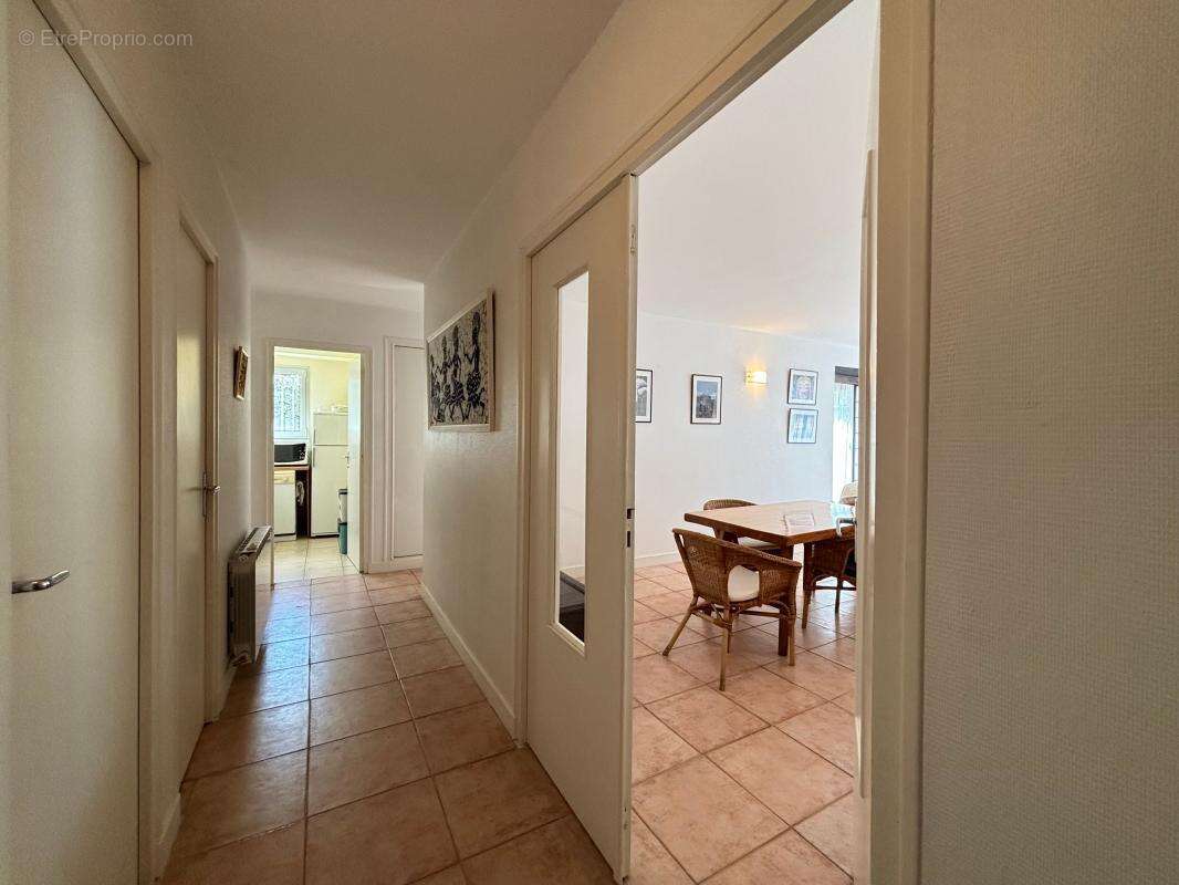 Appartement à VAUX-SUR-MER