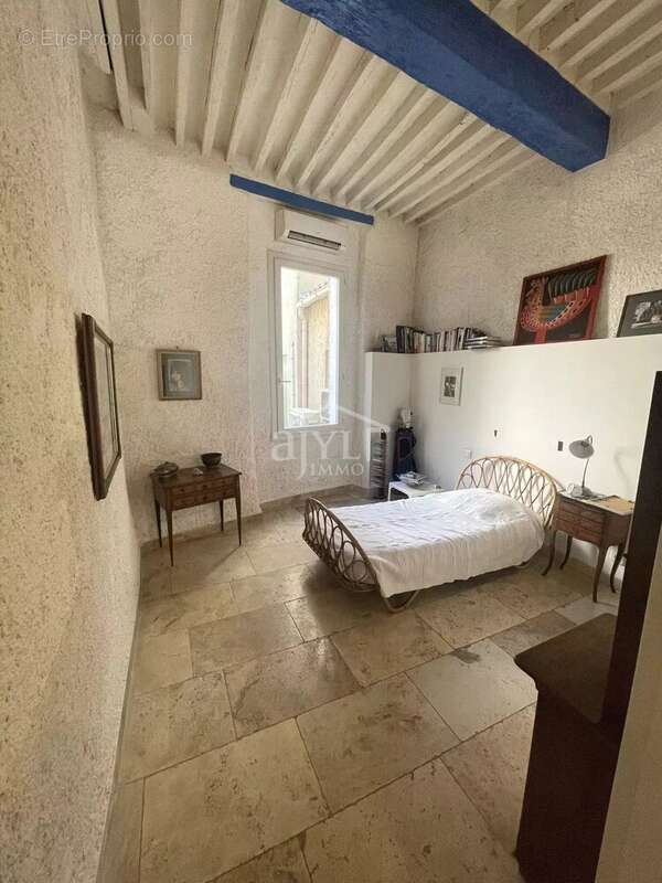 Loft atypique de 58 m2 - Habitation ou local commercial / professionnel - photo 8