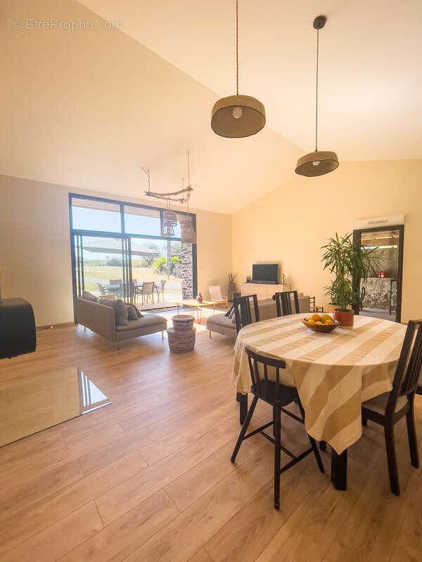 Maison à LA REMAUDIERE