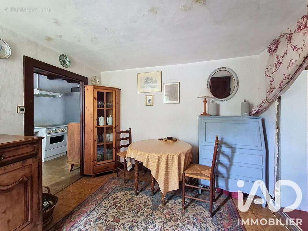 Maison 100 m² à Neuilly-En-Dun  - photo 7
