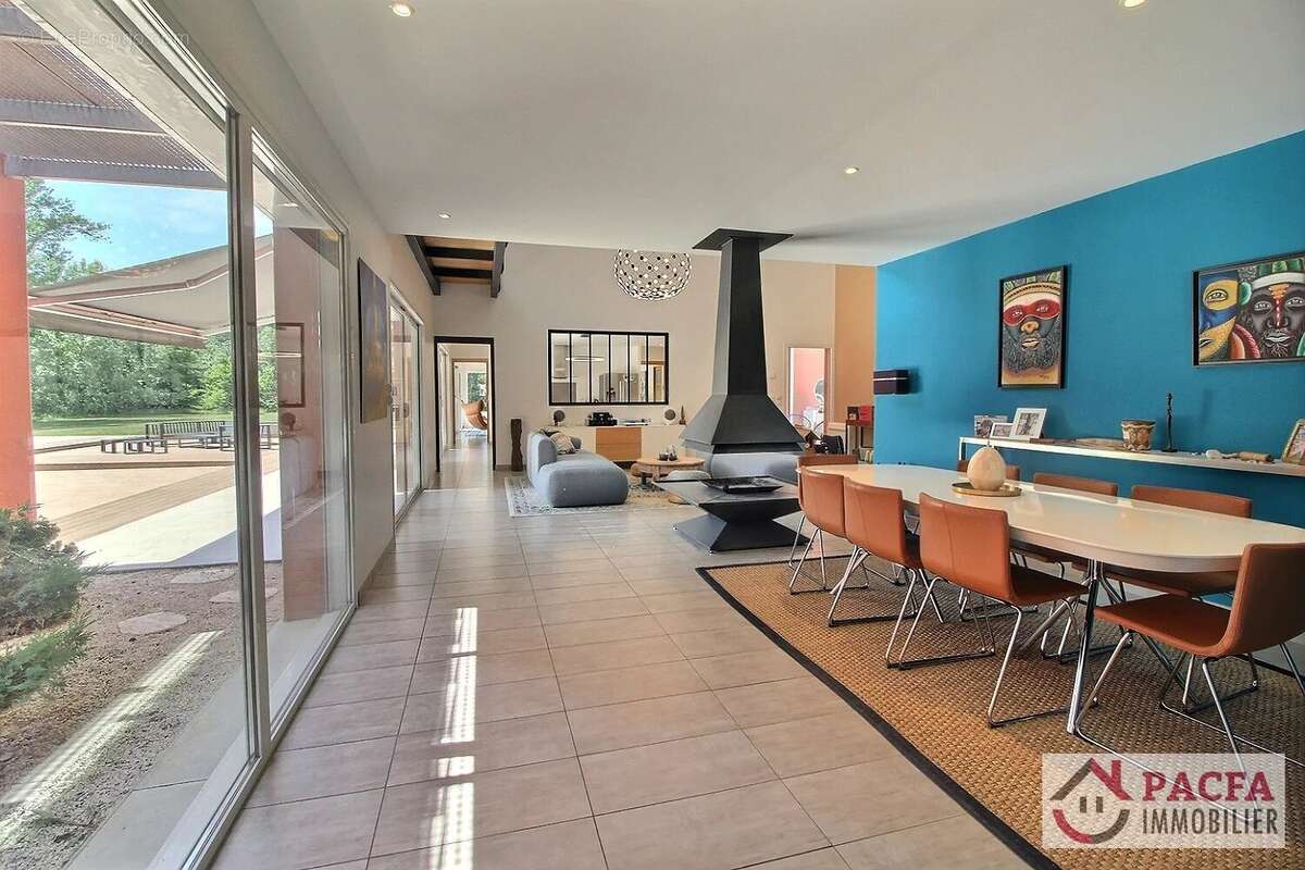 Maison à CAMBOUNET-SUR-LE-SOR