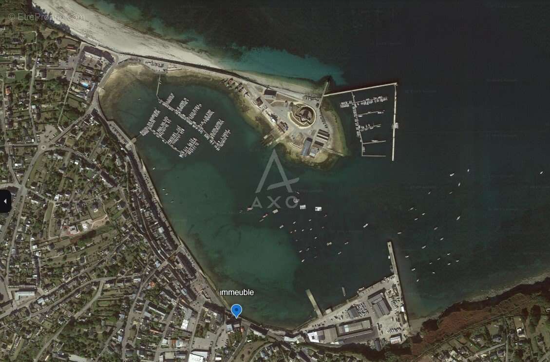 Maison à CAMARET-SUR-MER