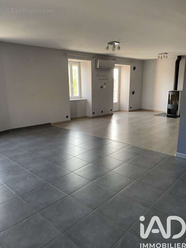 Photo 3 - Maison à BELMONT-SUR-RANCE