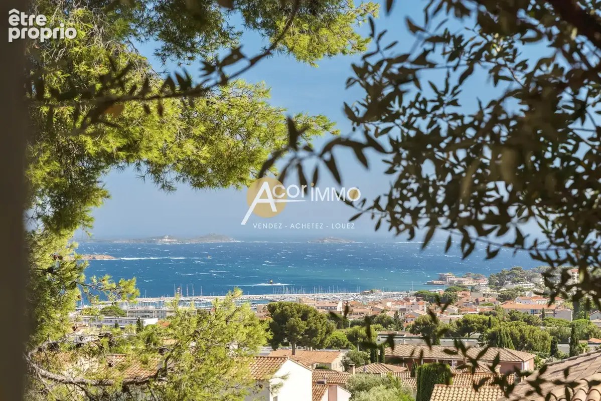 Bandol - propriété de caractère de 230 m2 - vue mer - terrain de plus de 2700m2 - photo 4