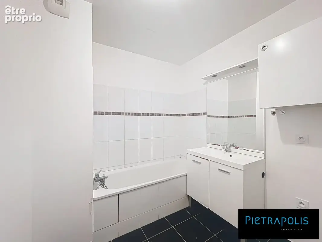 Appartement 63 m² à Villeurbanne  - photo 8