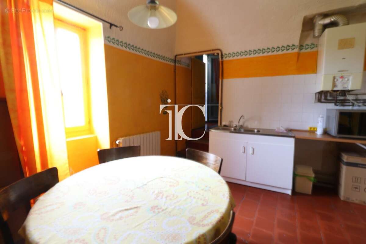 Maison à SAINT-AMBROIX