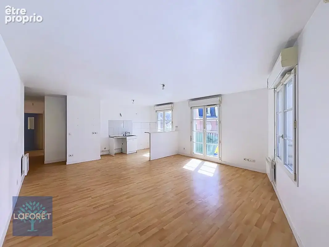 Appartement Corbeil Essonnes 3 pièce(s) 70 m2 - photo 4