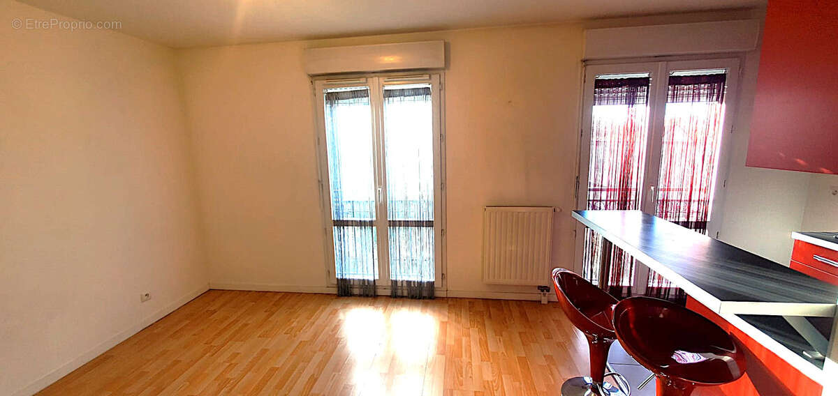 Appartement à VAIRES-SUR-MARNE