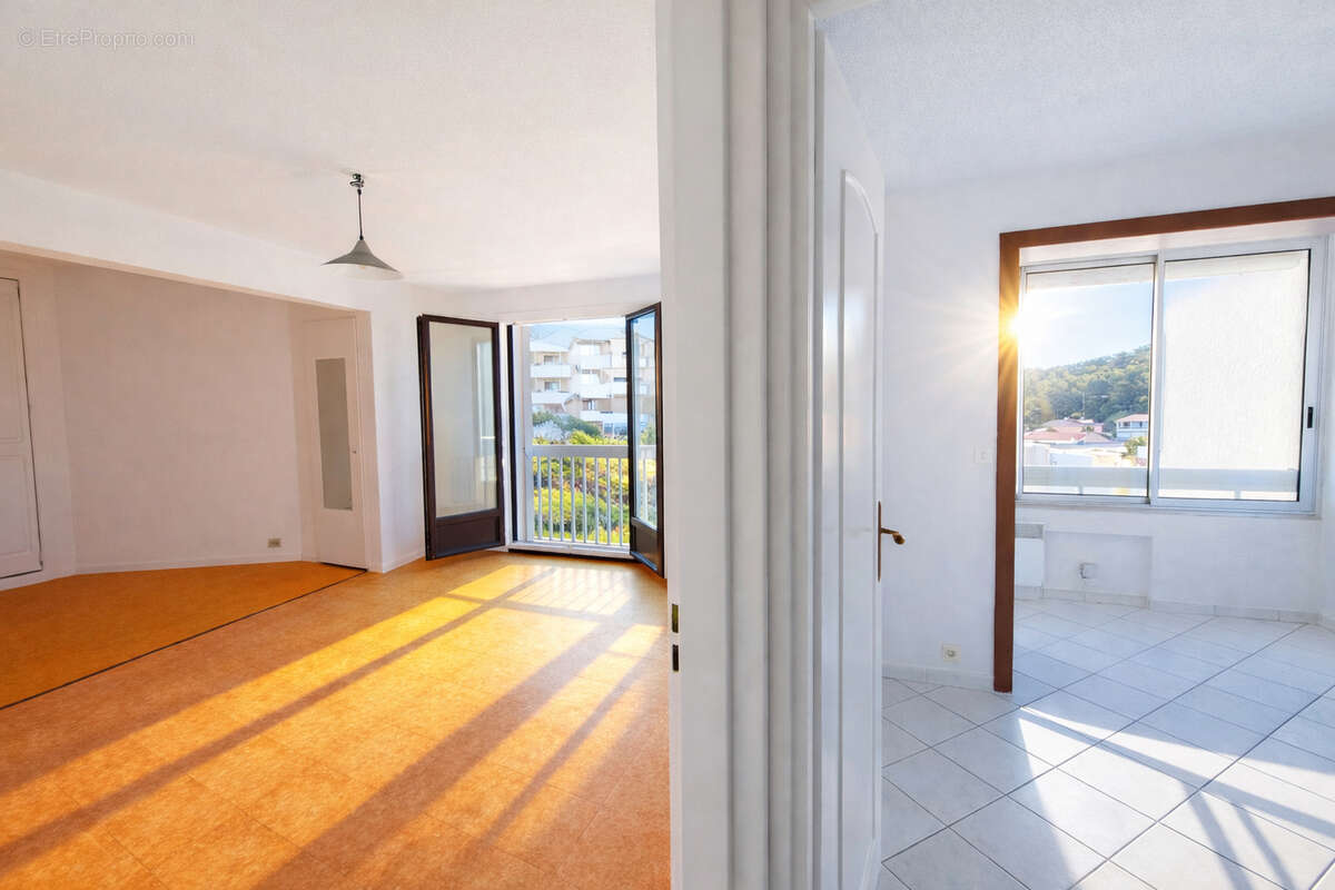 Appartement à SAINT-RAPHAEL