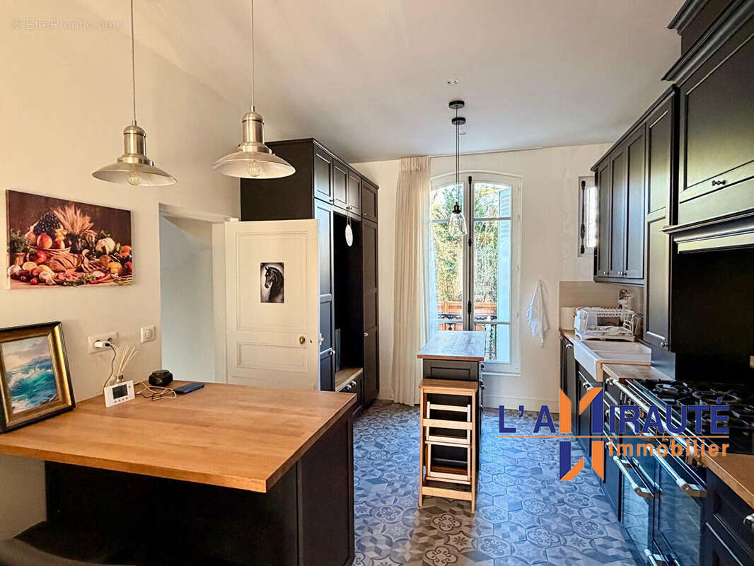 Maison à MAISONS-LAFFITTE