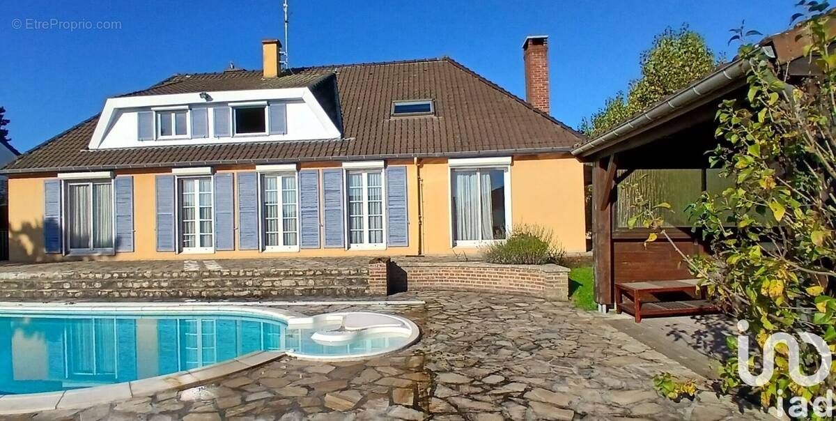 Photo 1 - Maison à MARLY