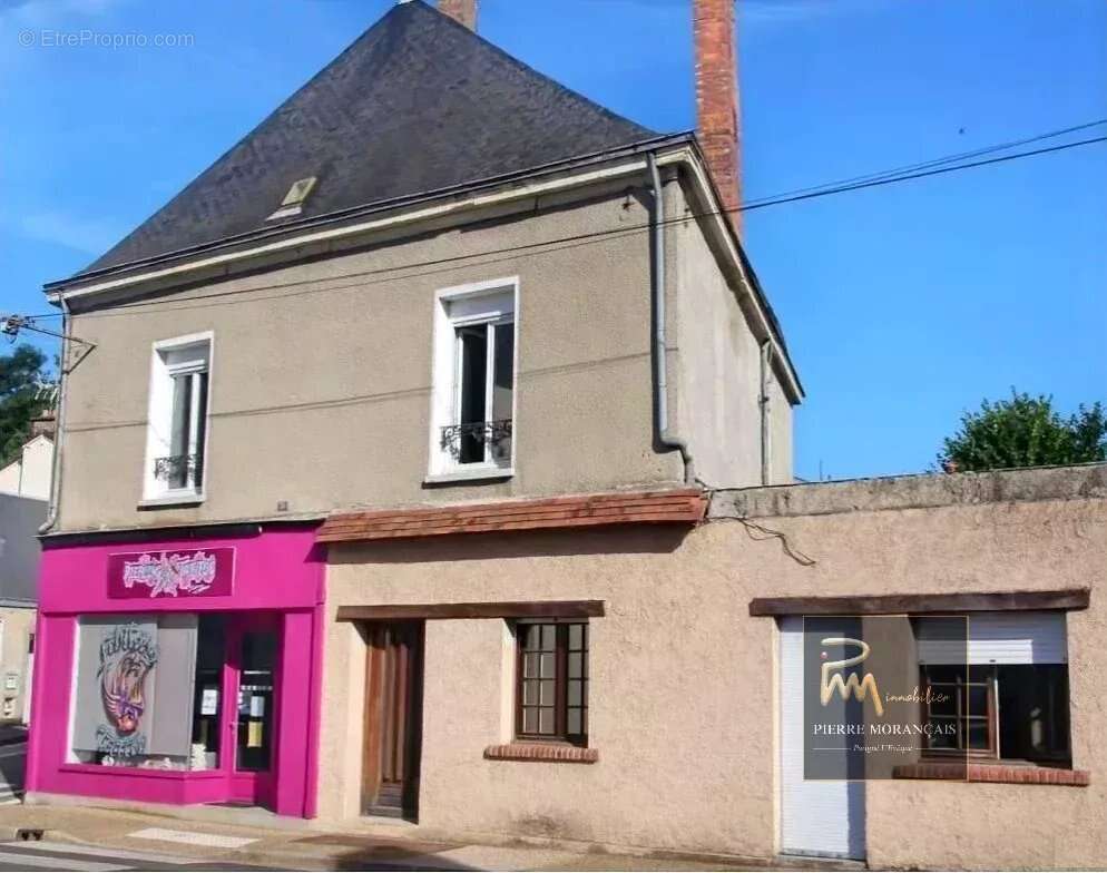 Appartement à BESSE-SUR-BRAYE