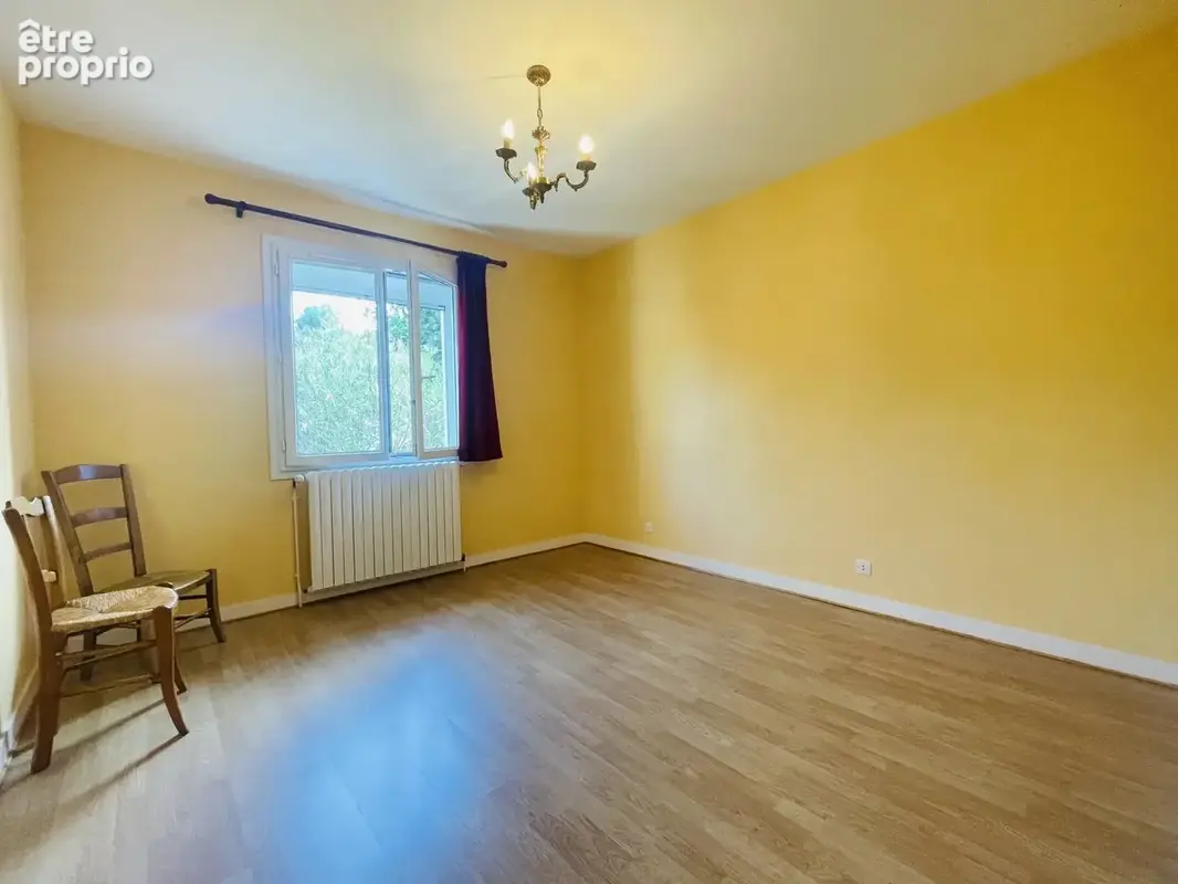 Maison 4 pièces 87 m² à vendre à Chabanais (16150) - photo 7