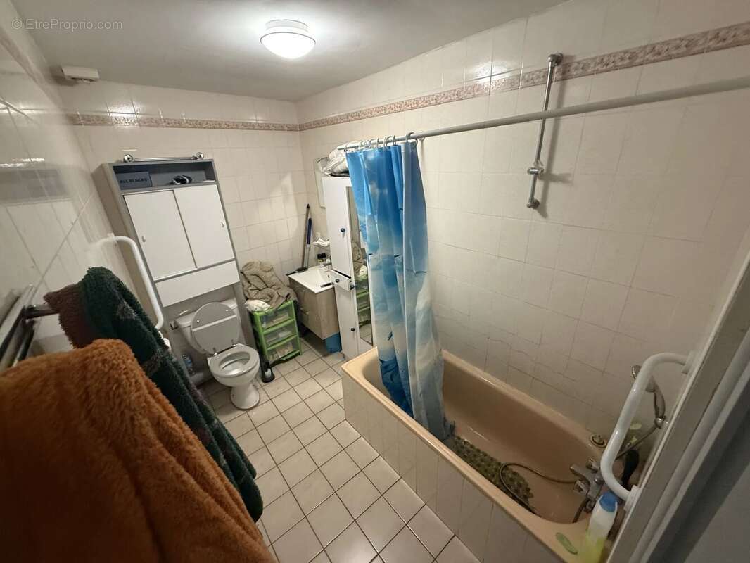 Appartement à MONTREDON-LABESSONNIE