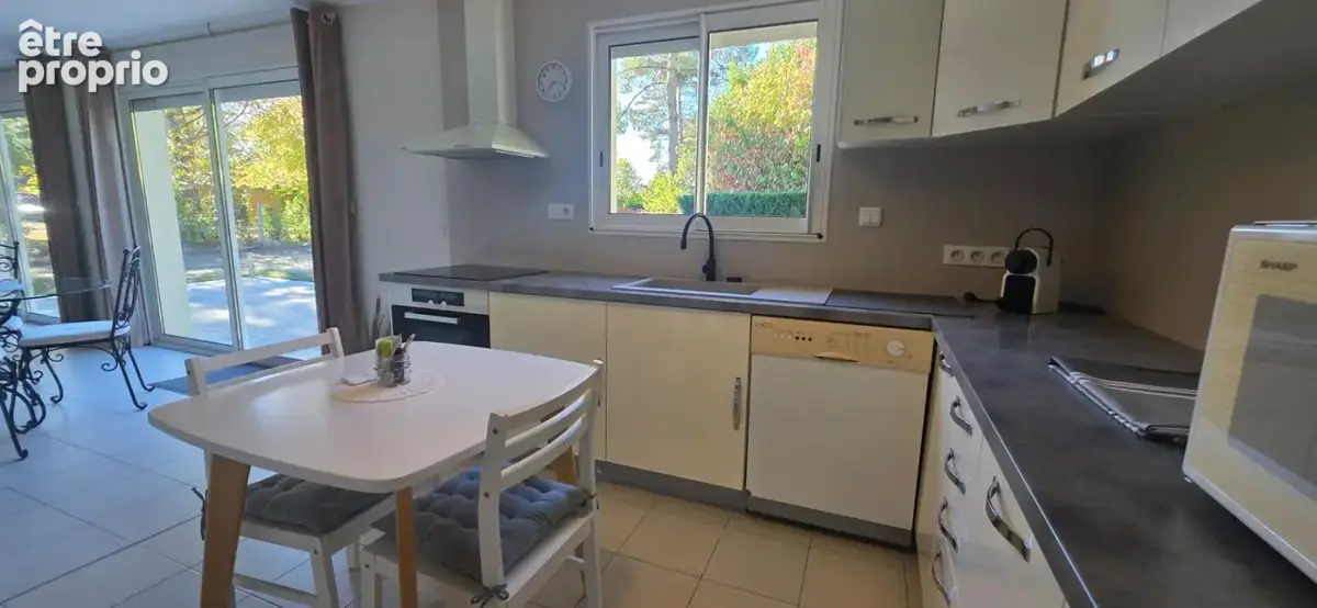 Maison de plain pied récente avec 2 chambres, garage et terrain de 1000 m2 - photo 6