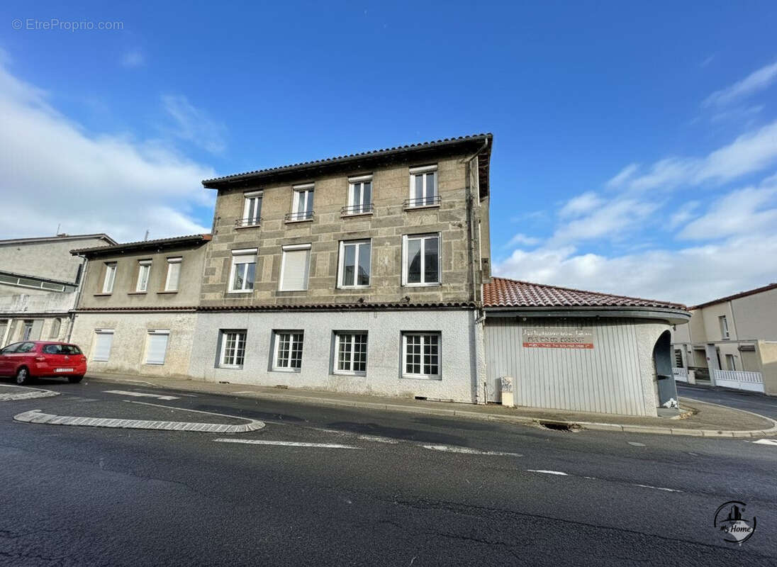 Appartement à SAINT-HEAND