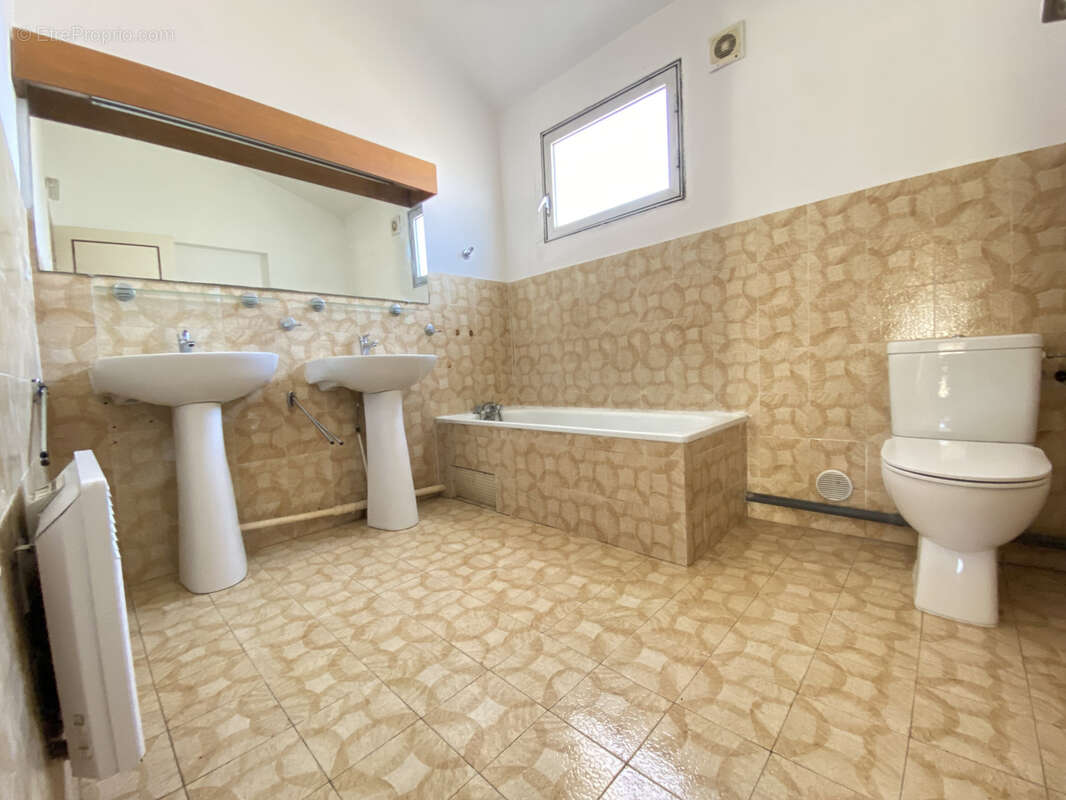 Maison à FRONTIGNAN