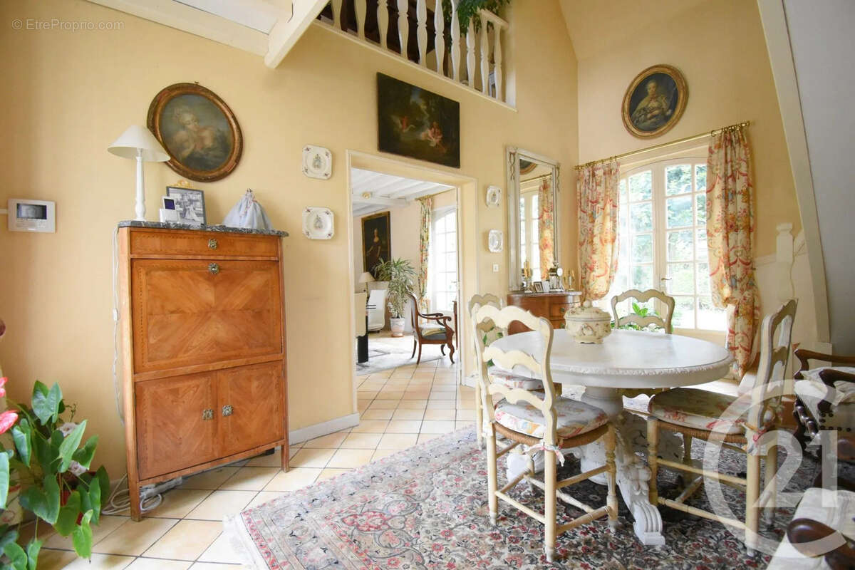 Maison à BELLERIVE-SUR-ALLIER