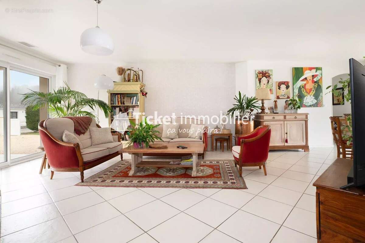 Maison à VILLENEUVE-SUR-LOT