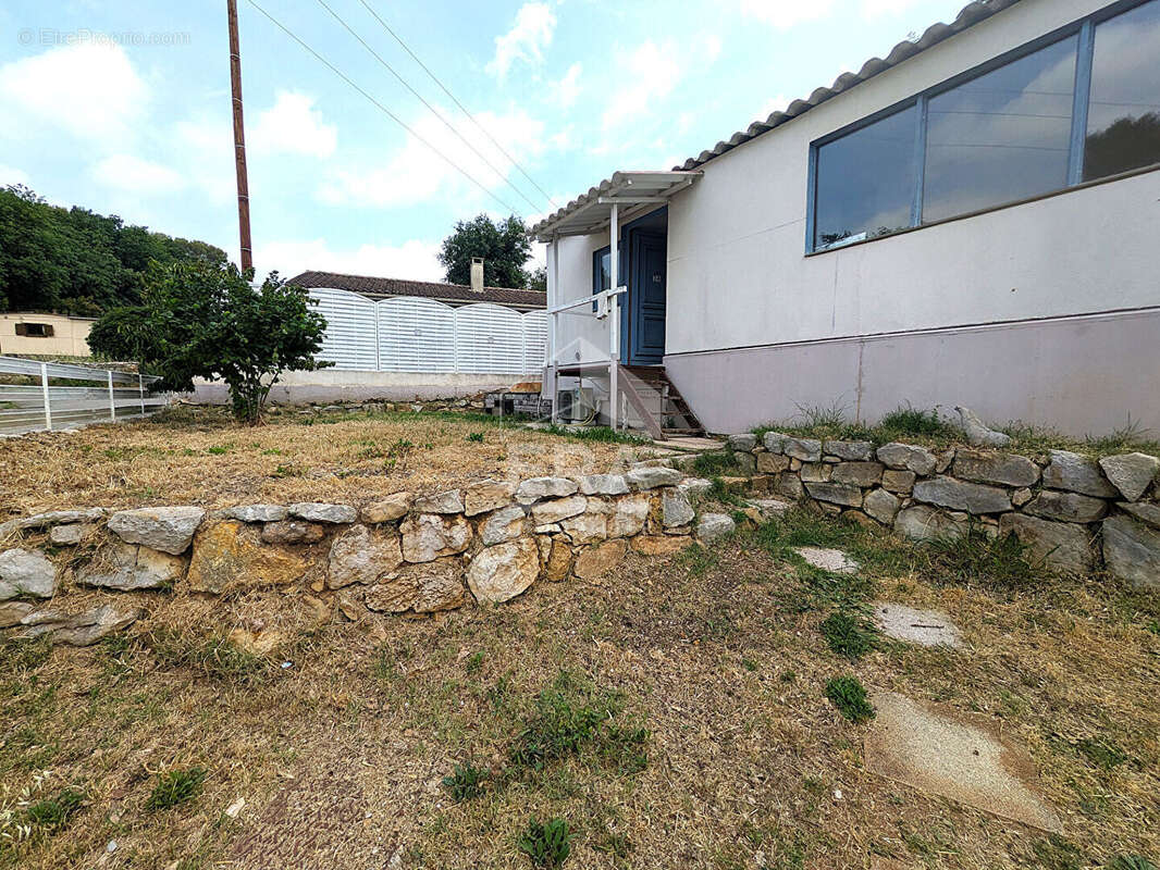 Maison à VALBONNE