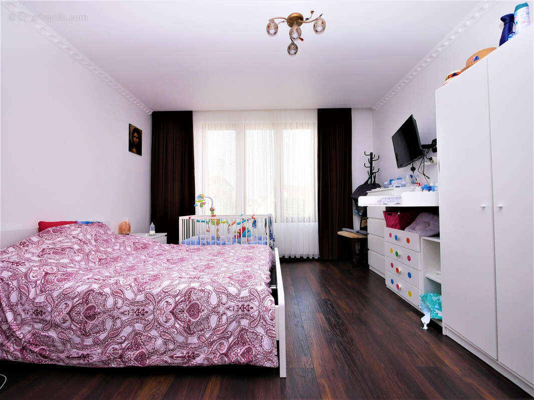 Maison à LE BLANC-MESNIL