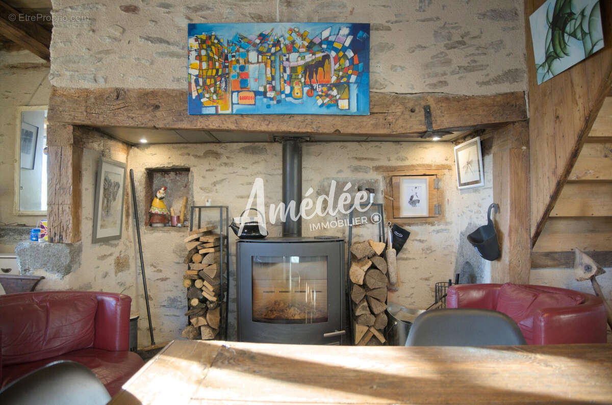 Maison à SAINT-CERE