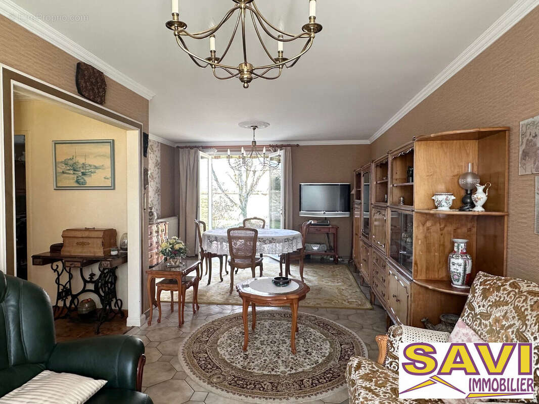 Maison à SCEAUX-DU-GATINAIS