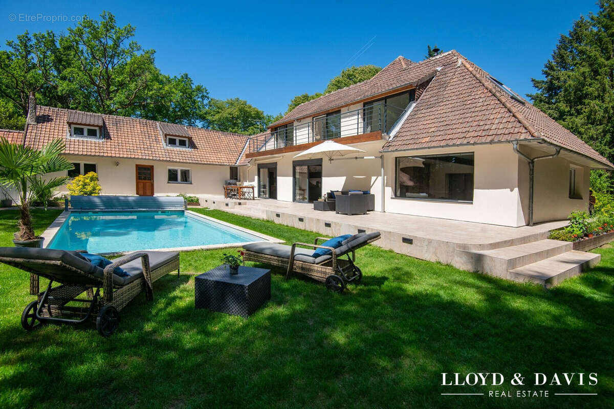 Maison à LAMORLAYE