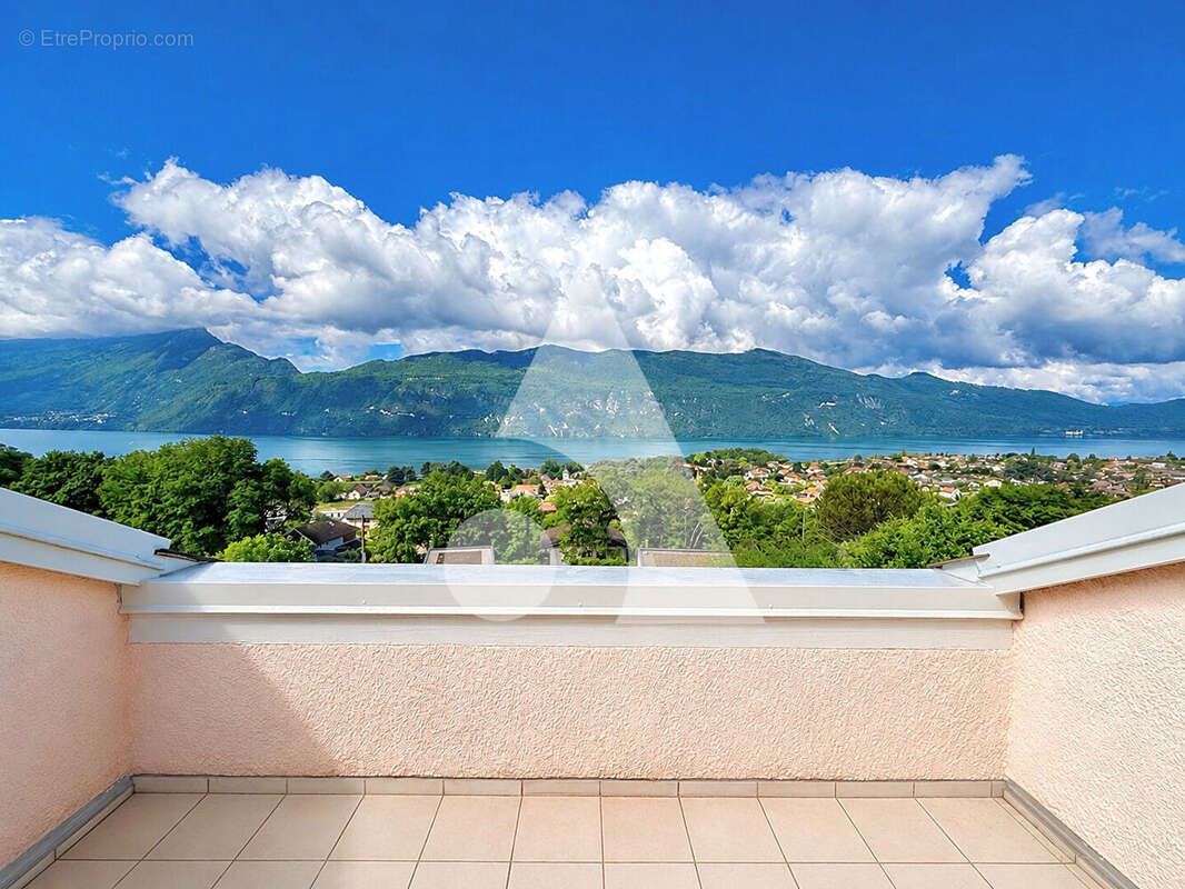 Villa d'exception avec vue panoramique sur le Lac du Bourget - 294 m² - Piscine - photo 10