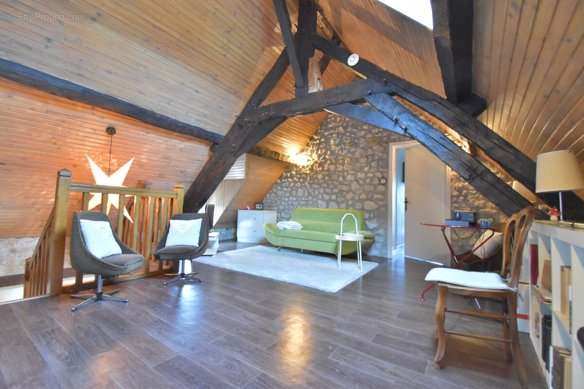 Maison à SAINT-MENOUX