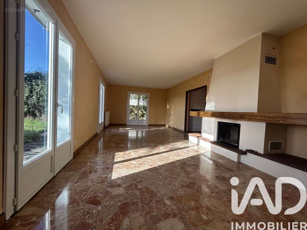 Photo 3 - Maison à VINEUIL