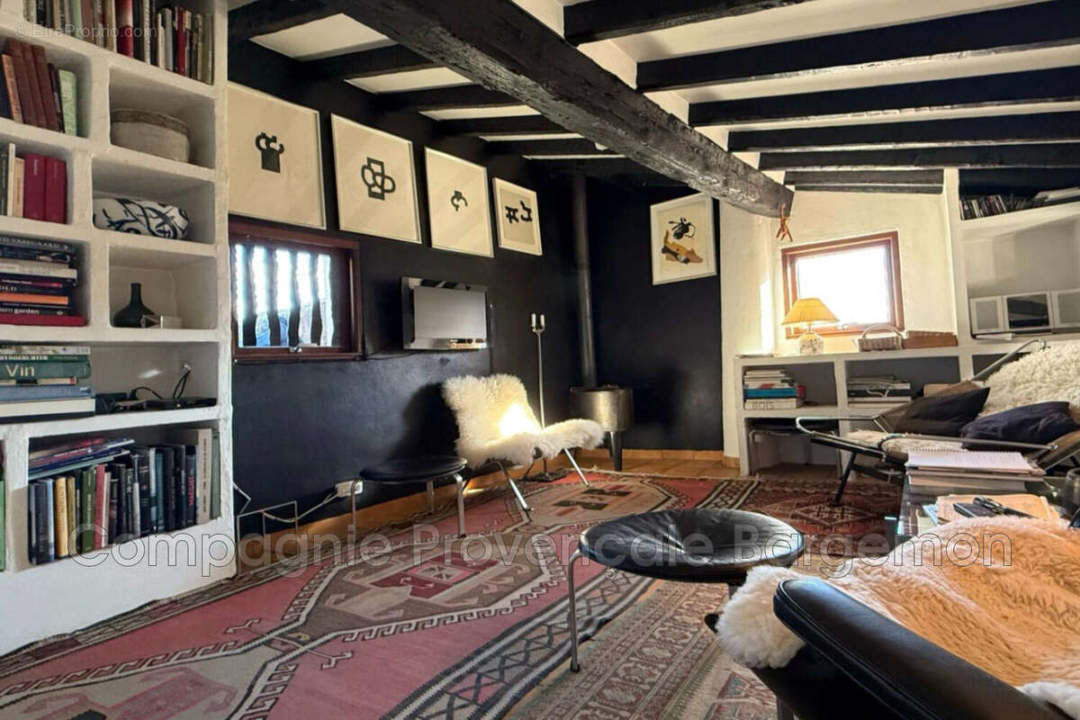 Appartement à BARGEMON