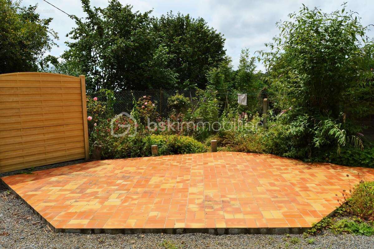 Maison de caractère de 88 m² – 5 pièces – Vue Château de Fougères - photo 4