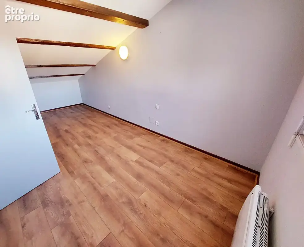 Appartement T3bis rénové à 5mins à pied du pont neuf et des commerces - photo 3