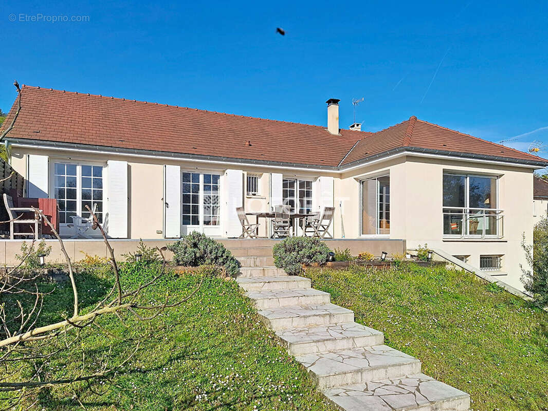 Maison à MARCOUSSIS