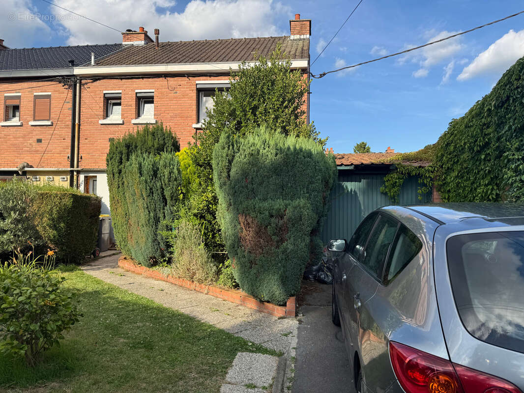 Maison à HENIN-BEAUMONT
