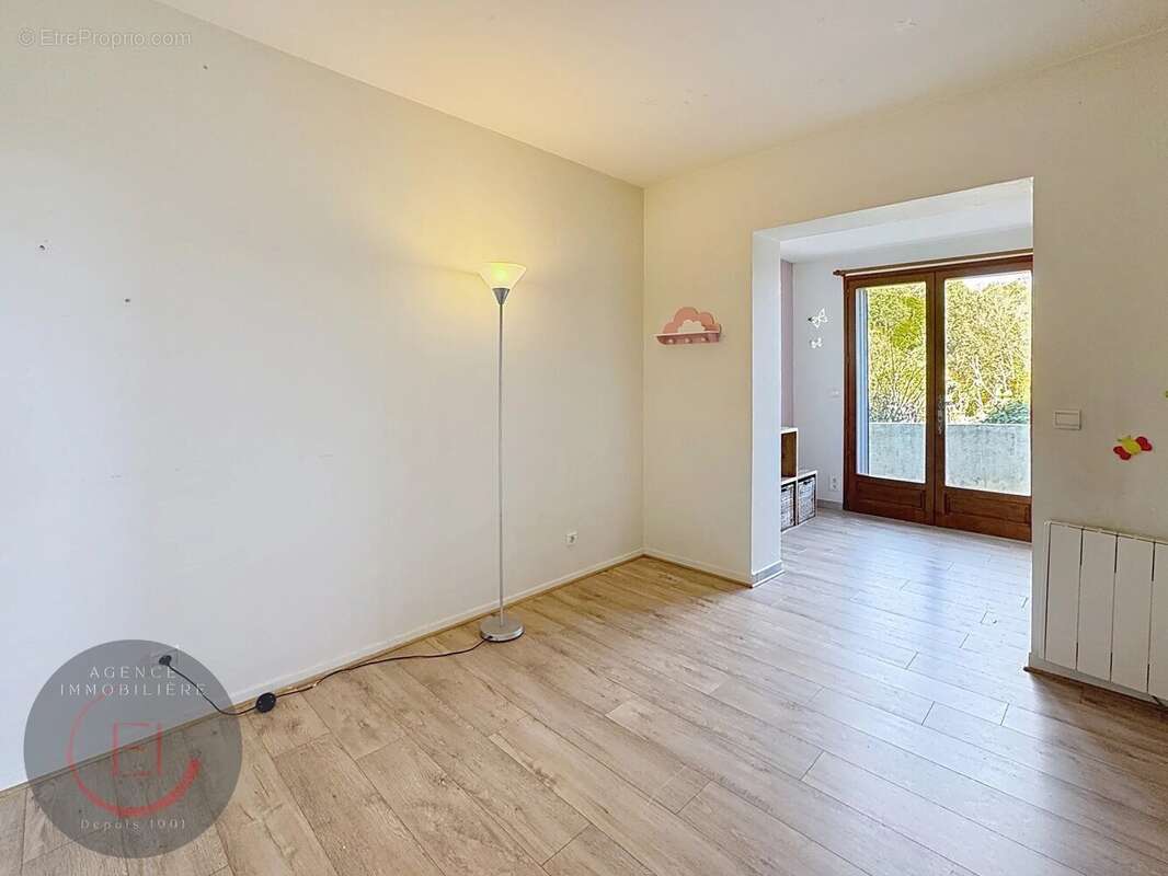 Maison à LES ADRETS-DE-L'ESTEREL